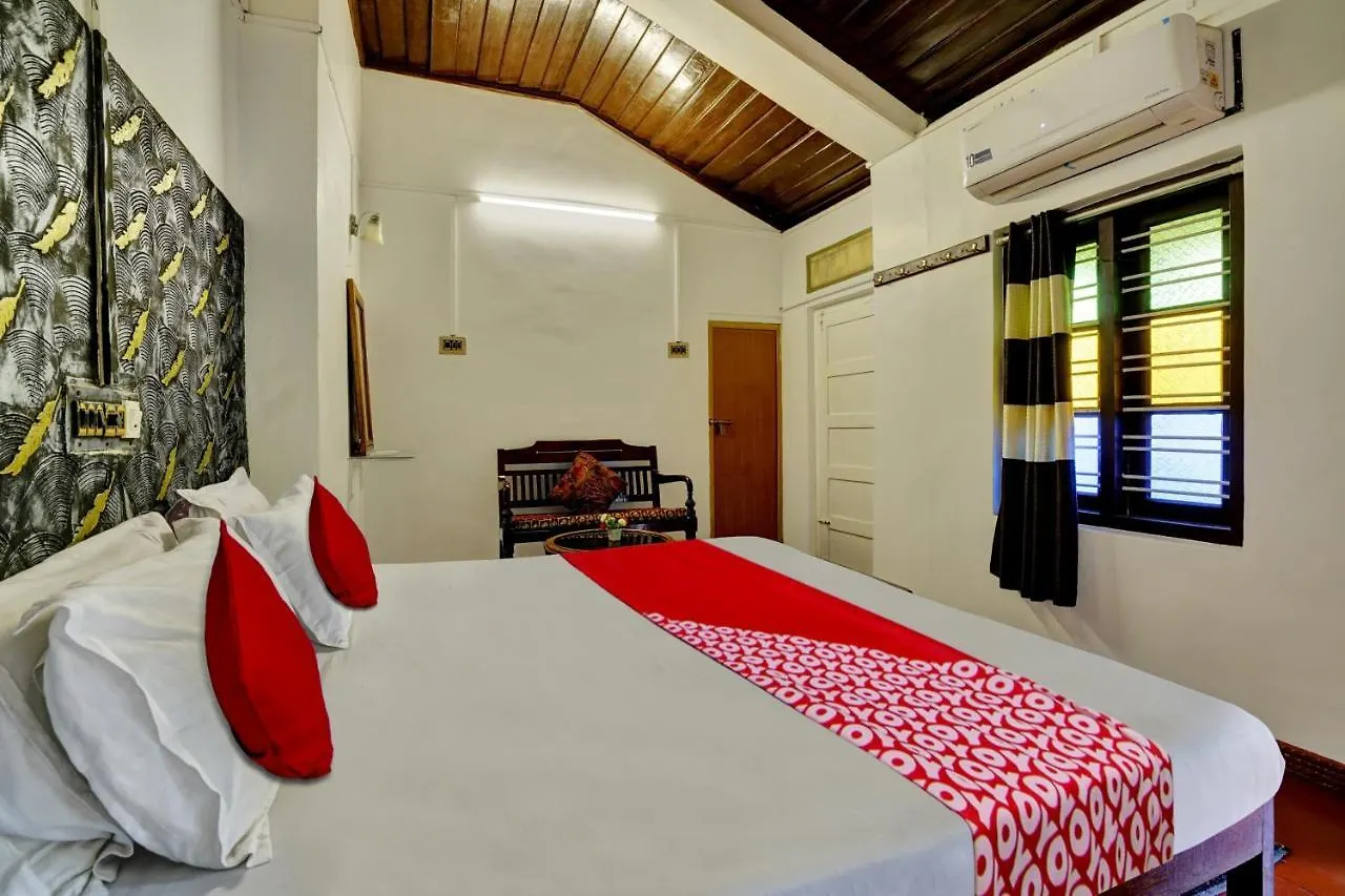 Oyo Flagship Dwaraka Homestays Alappuzha 3*,  India